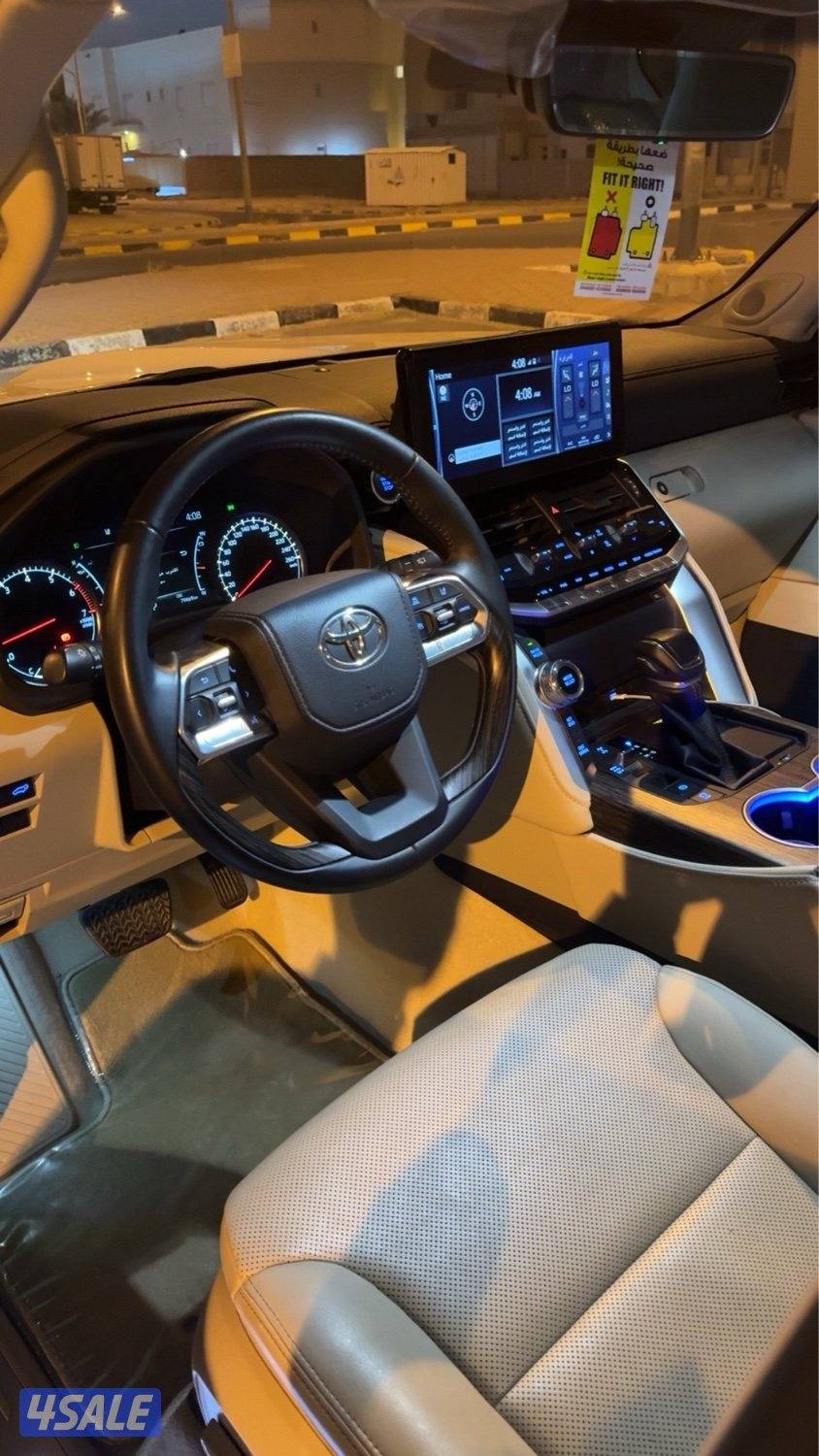 لاندكروزر VX5