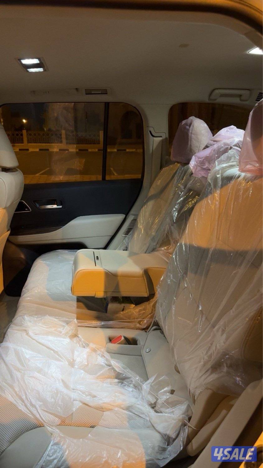لاندكروزر VX7