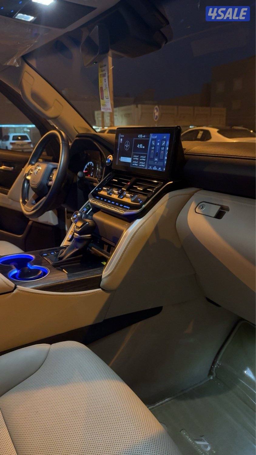 لاندكروزر VX9