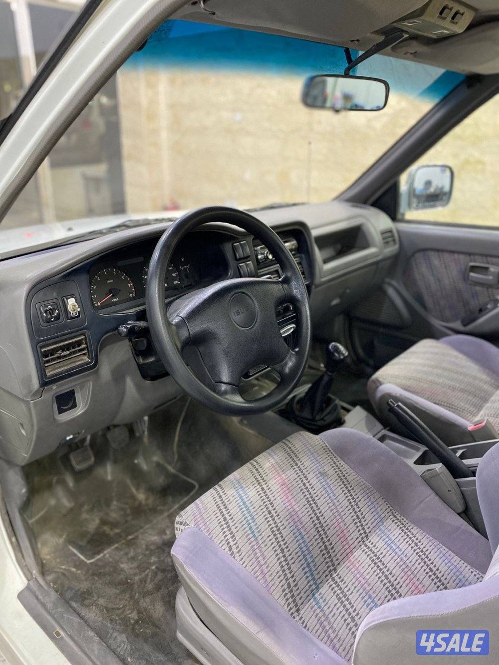 للبيع ايسوزو٢٠٠٢4