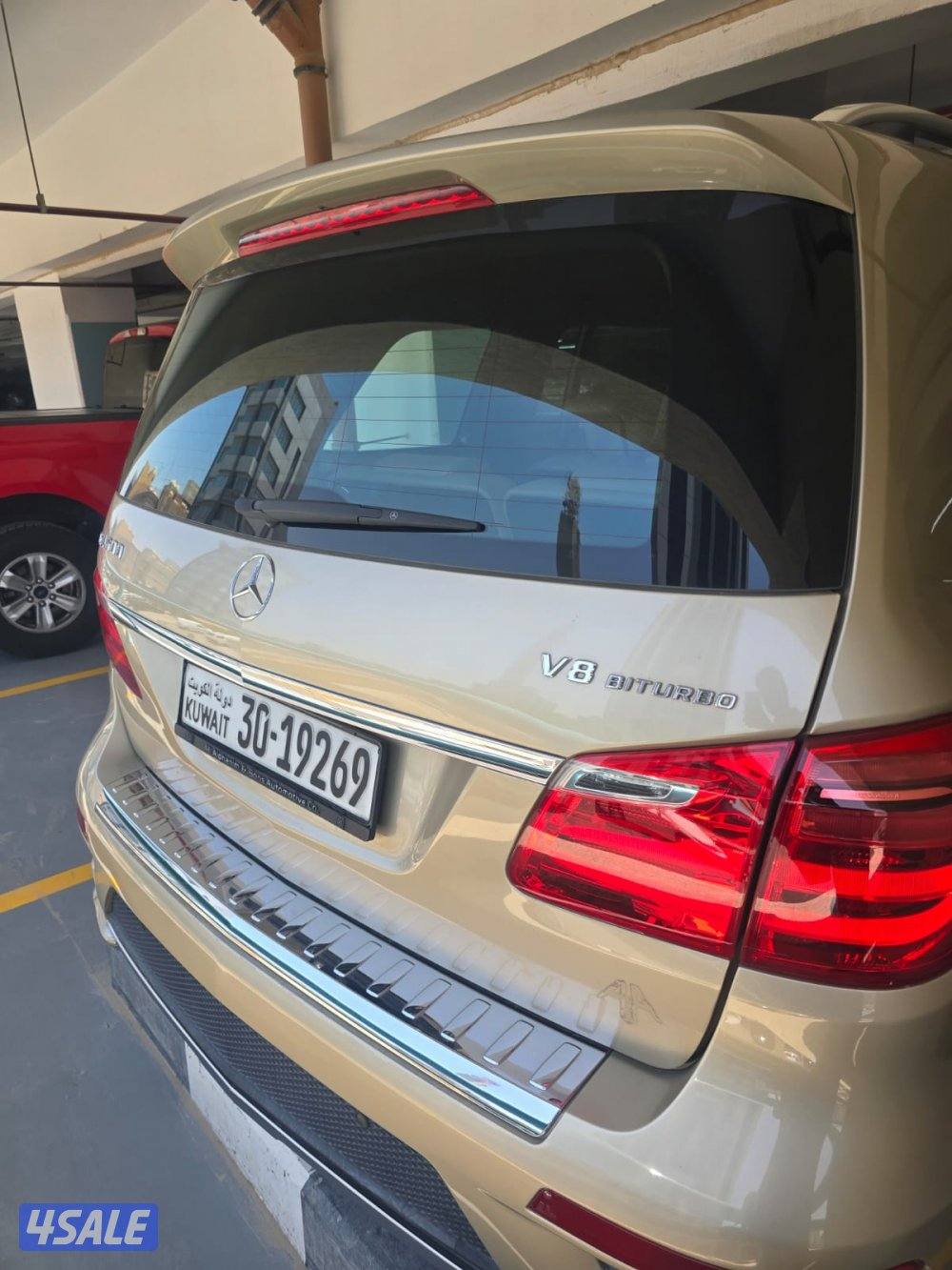 mercedeez benz Gl 500 For quick sale everything good condition4