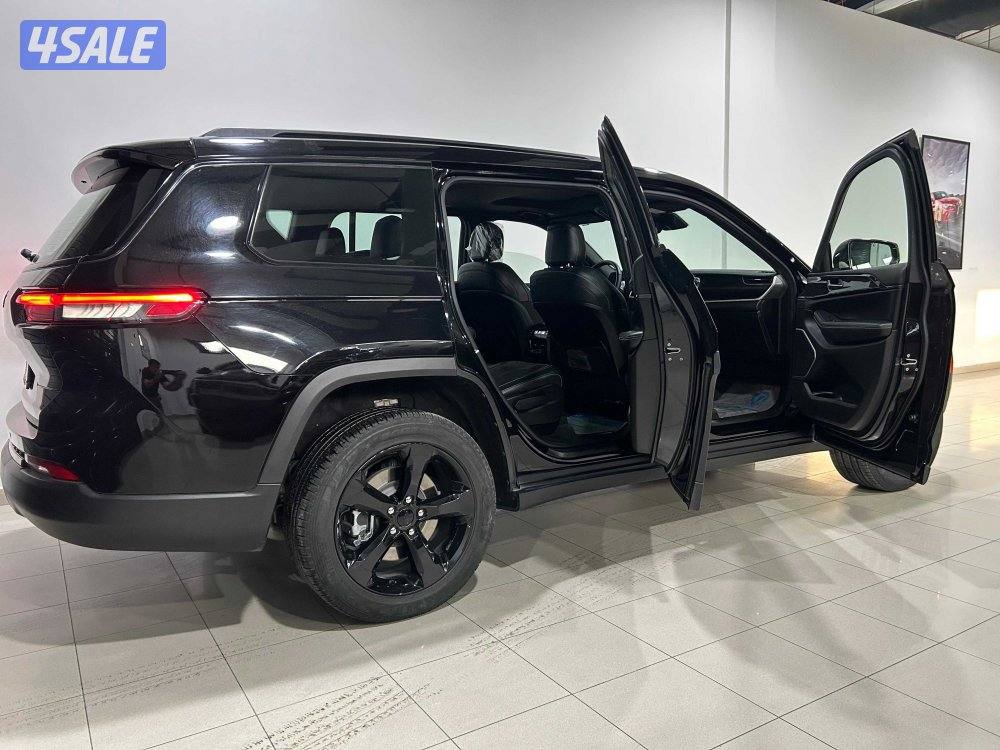 70/51240 Jeep Grand Cherokee L Altitude 4X43