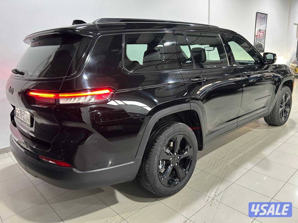 70/51240 Jeep Grand Cherokee L Altitude 4X44