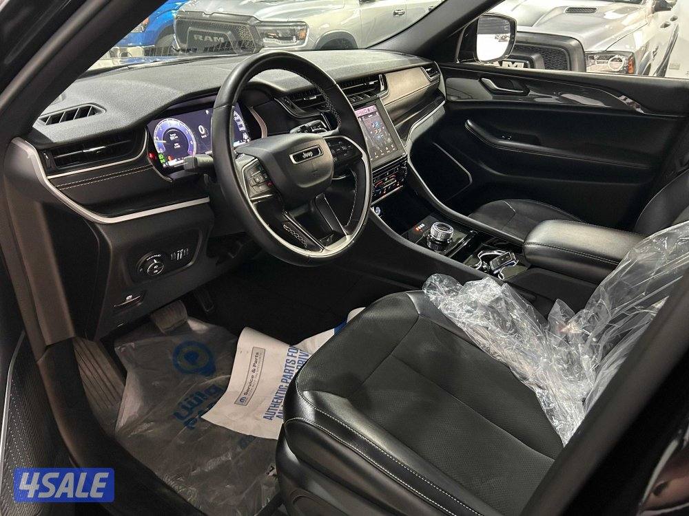 70/51240 Jeep Grand Cherokee L Altitude 4X48