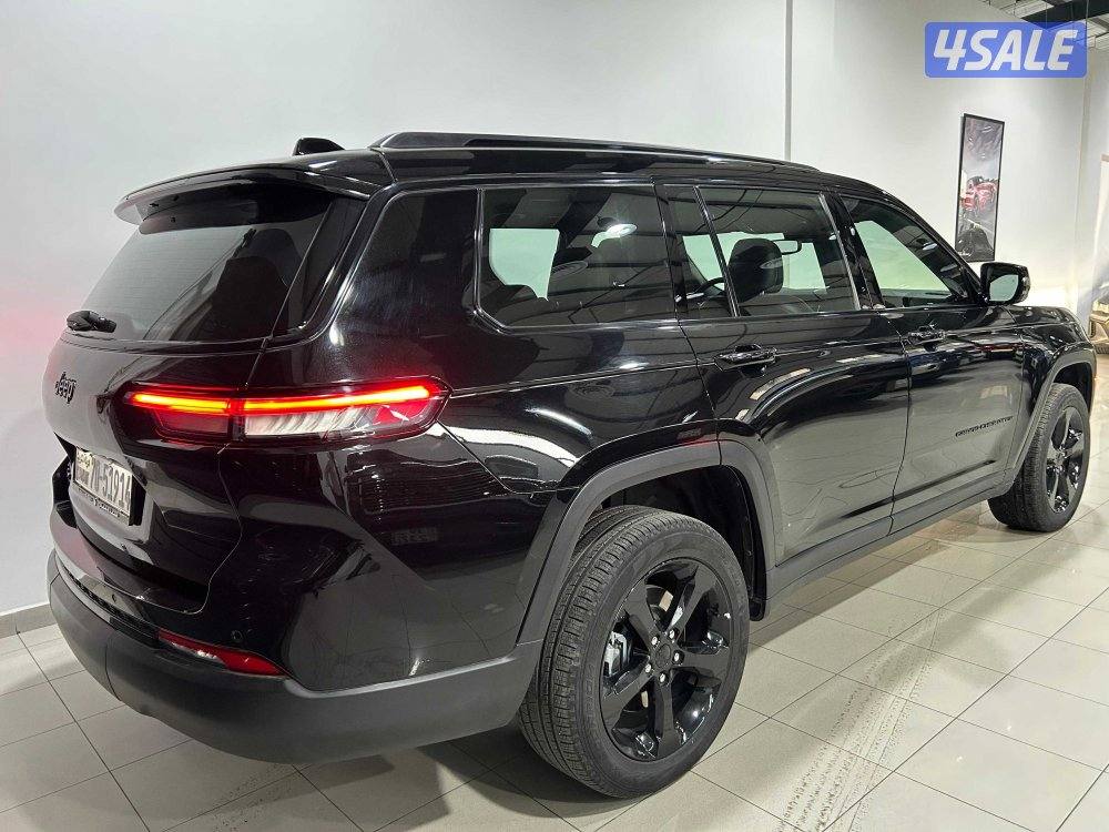 70/51914 Jeep Grand Cherokee L Altitude 4X44