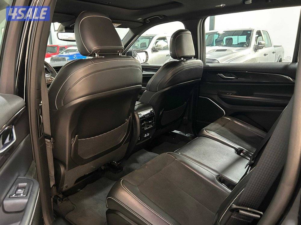 70/51914 Jeep Grand Cherokee L Altitude 4X46
