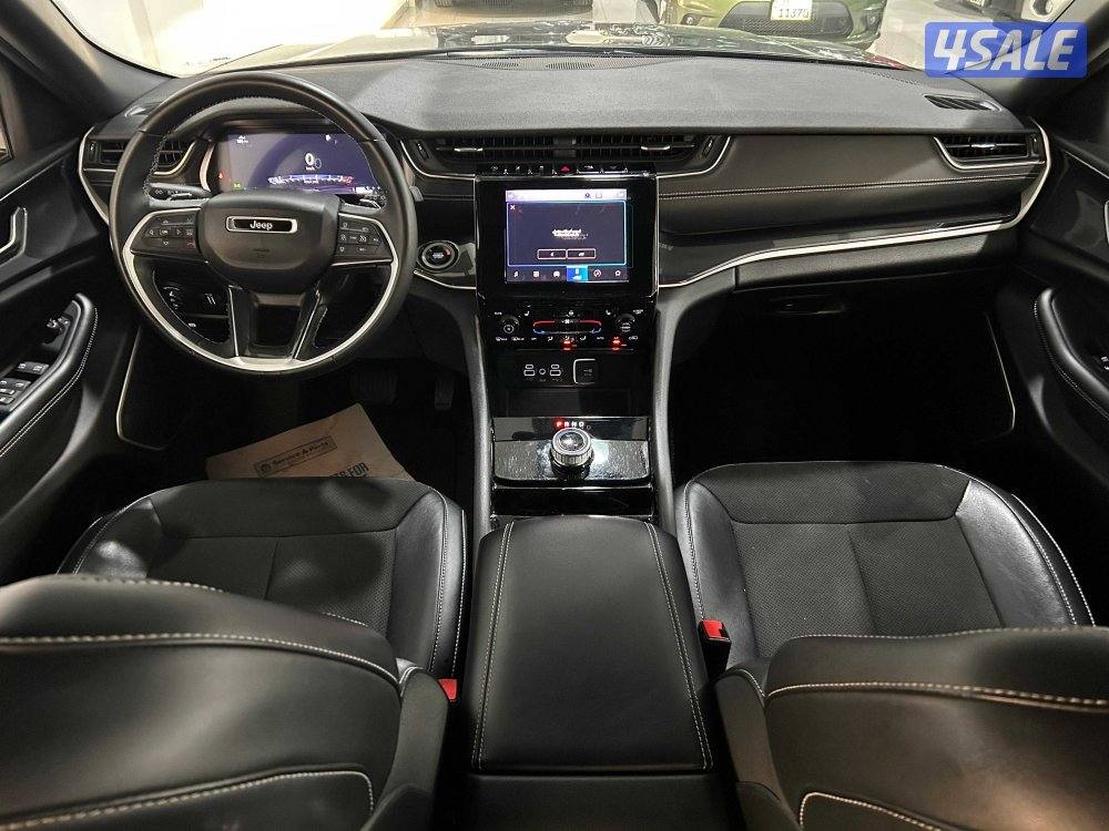 70/51914 Jeep Grand Cherokee L Altitude 4X47