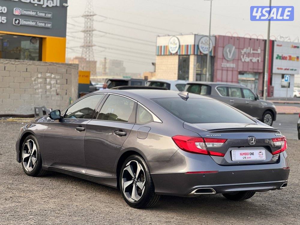 للبيع هوندا اكورد S2019 الدرجة الاولى3