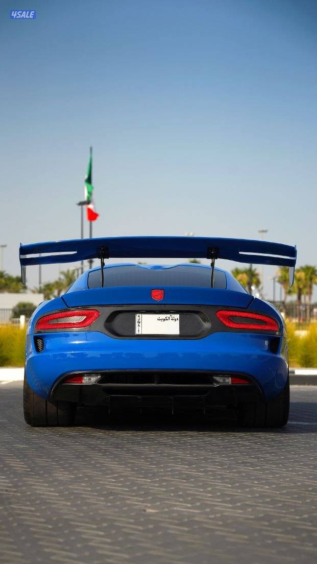 للبيع دوج فايبر srt5