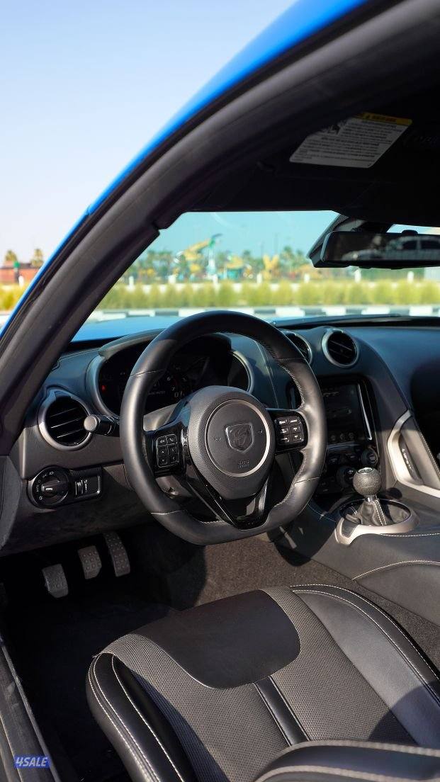 للبيع دوج فايبر srt8