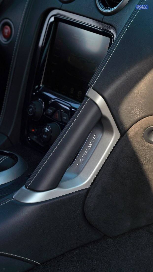 للبيع دوج فايبر srt11