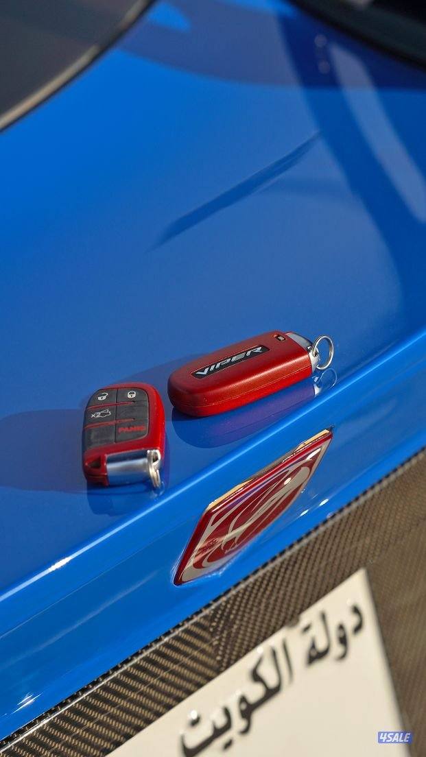 للبيع دوج فايبر srt13