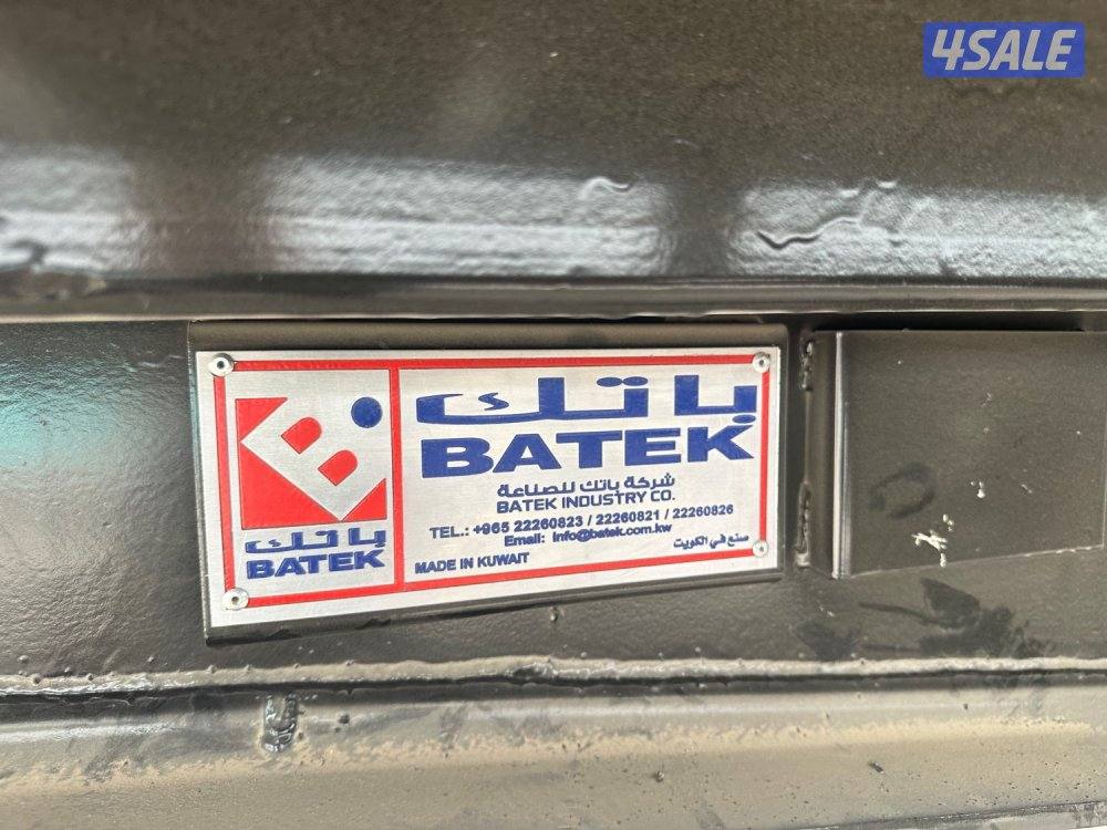 صناديق عدد٣حموله٣٢م جديده لم تستخدم1