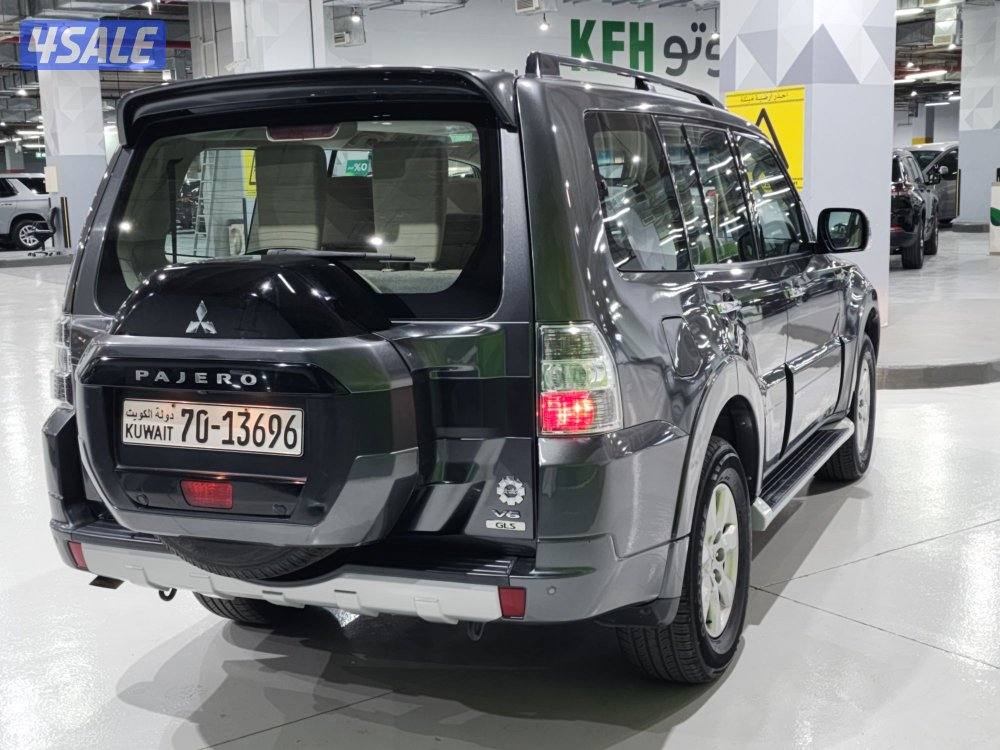 Mitsubishi Pajero1