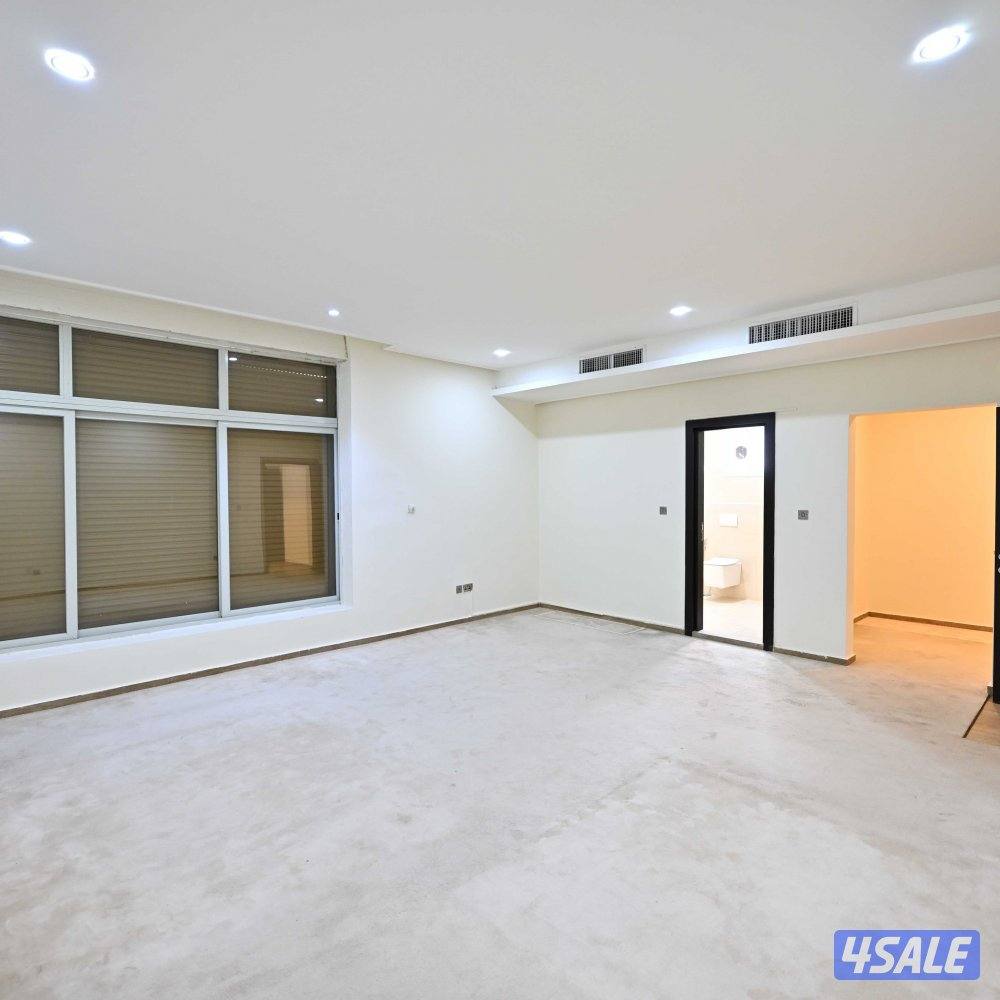 شقة فاخره "طابق كامل" للإيجار في المسايل بمساحة 348 متر / مخصصة للعائ11