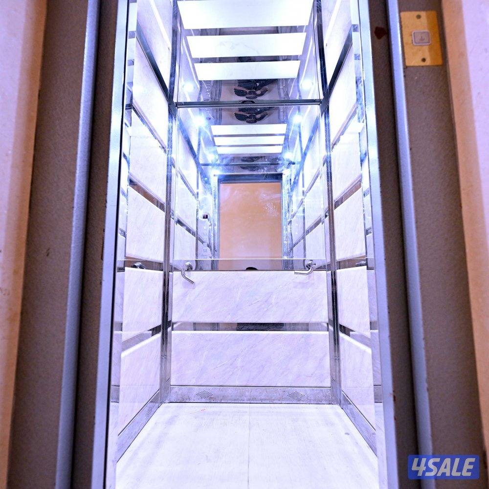 شقة فاخره "طابق كامل" للإيجار في المسايل بمساحة 348 متر / مخصصة للعائ13