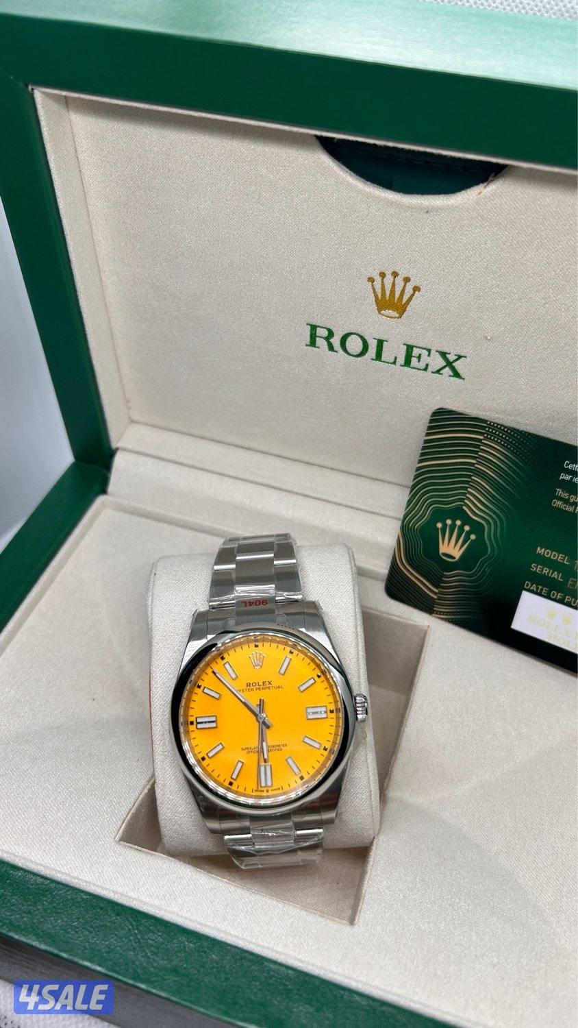 للبيع ساعات هي والاصلي واحد ومشروطه6