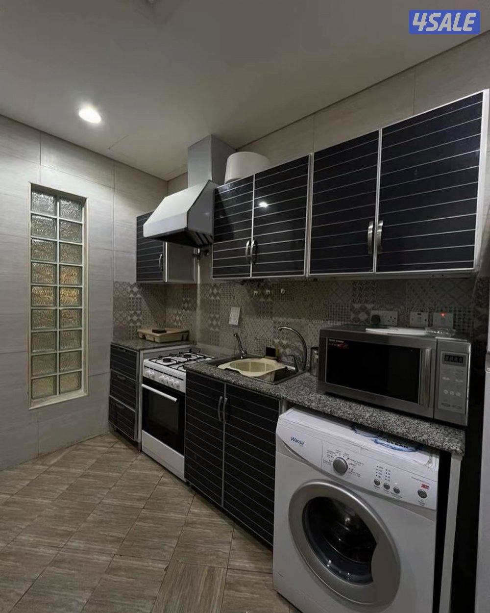 للبيع شقه بمنتجع برستيج11