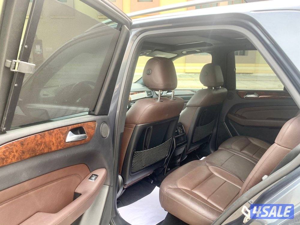 للبيع وممكن مع البدل جيبات مرسيدس15