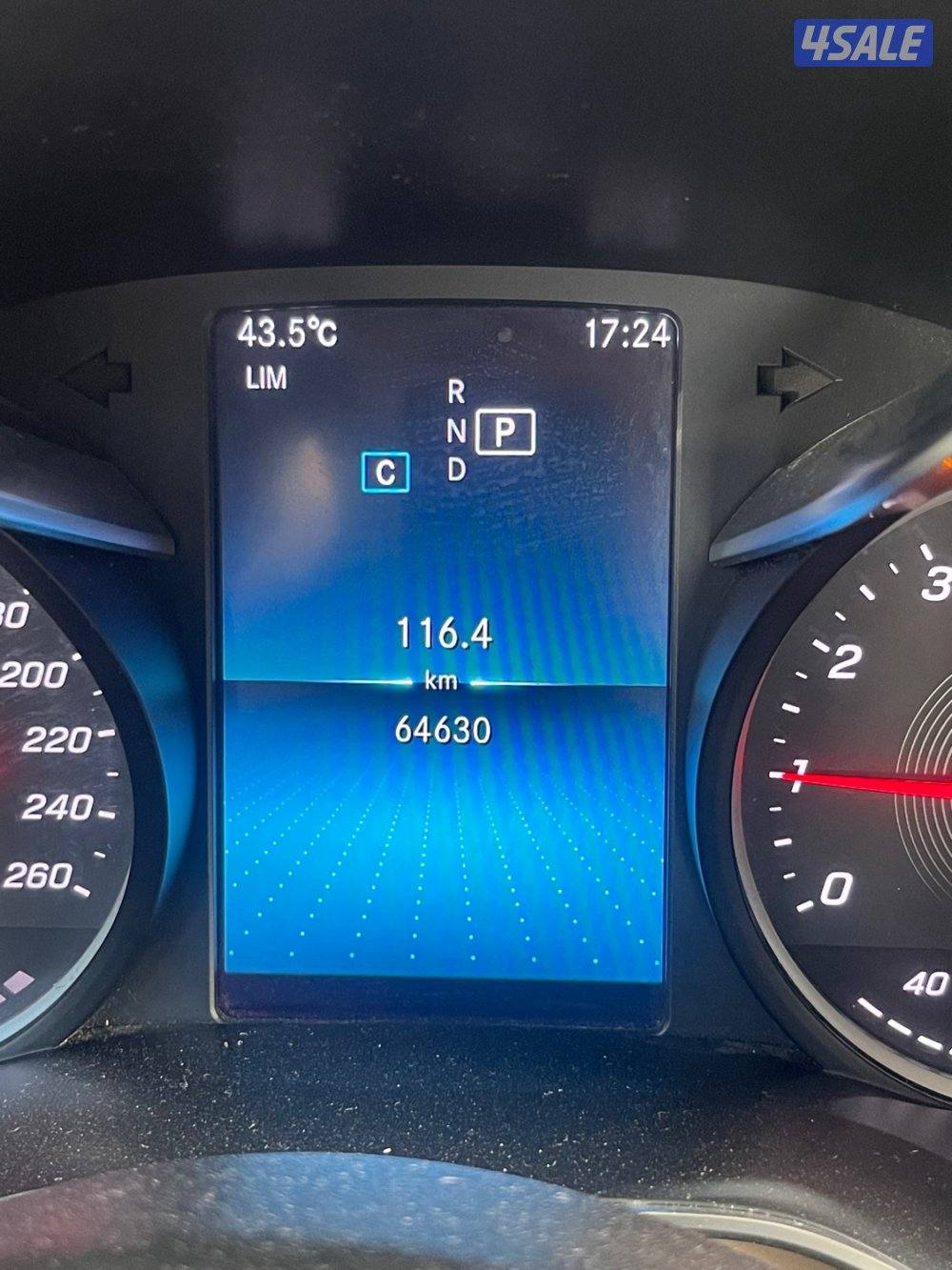 للبيع مرسيدس c200 موديل 2019 ماشية ٦٤ الف بحالة ممتازه7