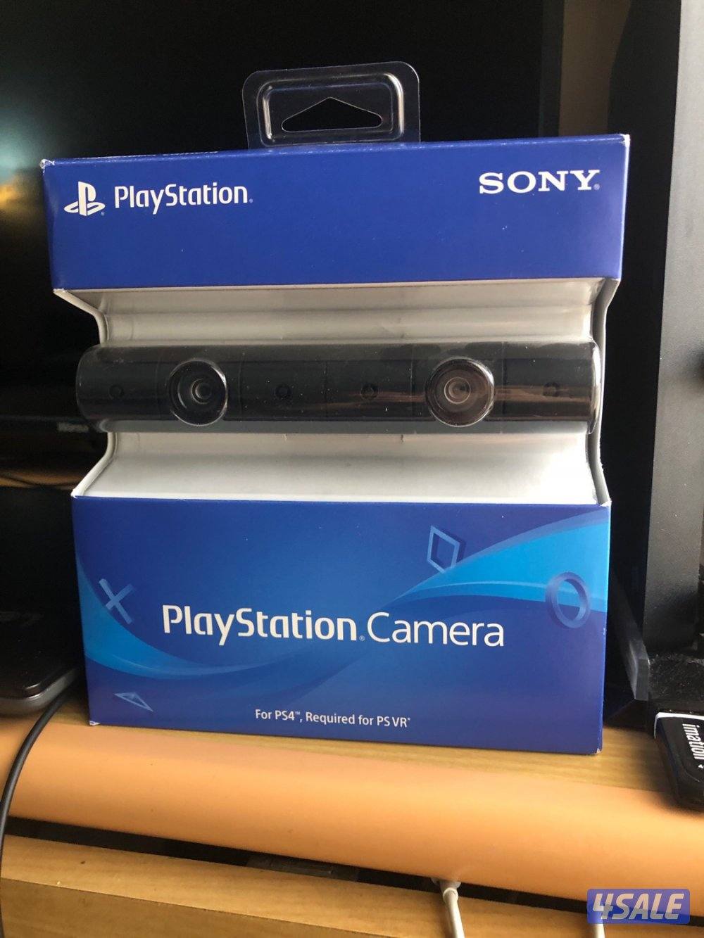 PlayStation 4 camera for ps4 slightly used0