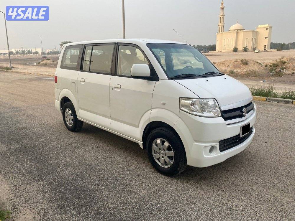 2017 APV قـيـر عــادي 7 راكب0
