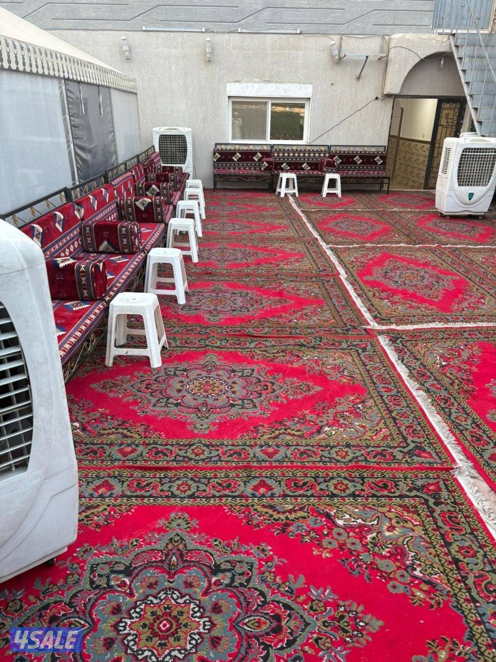 تاجير مكيفات وقهوجيه تاجير كراسي تاجر زينه منازل وتسكيره تاجير خيام1