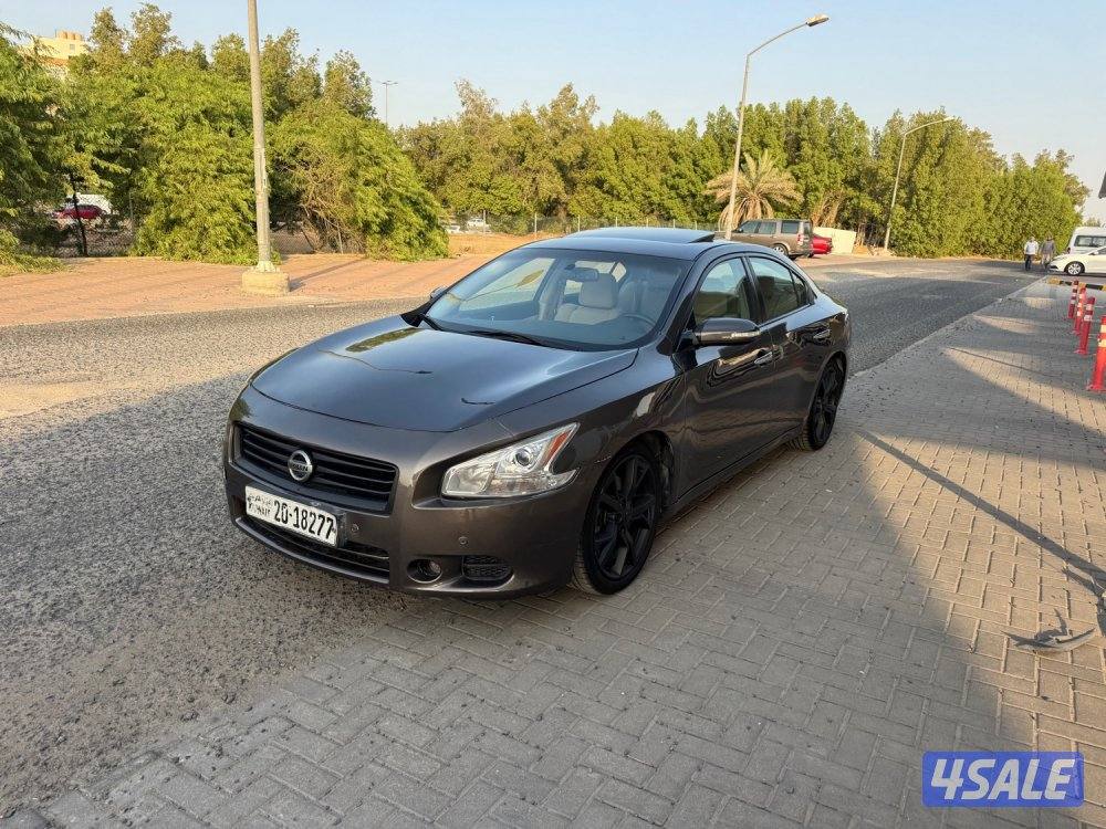 Nissan maxima 20126