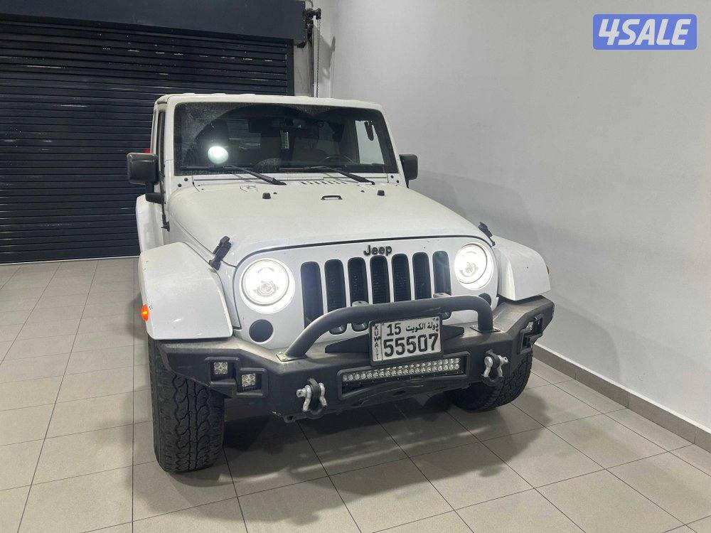 Jeep Wrangler Sahara (2017)2