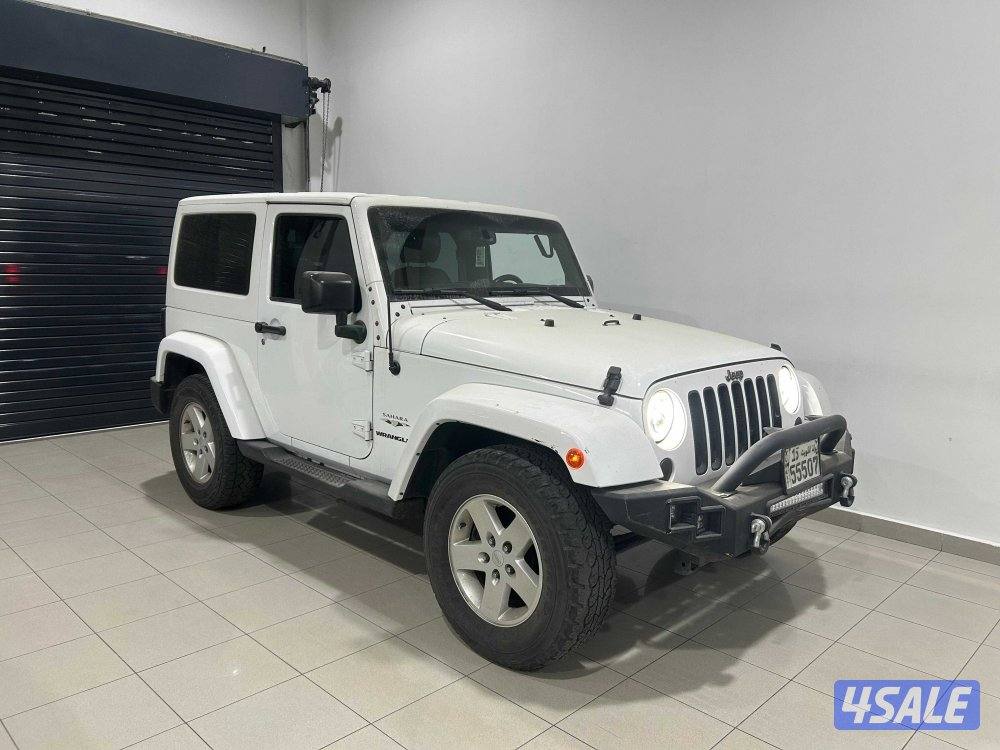 Jeep Wrangler Sahara (2017)1