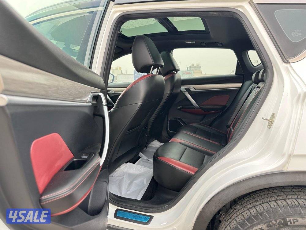 جيلي كولراي S كامل المواصفات بحالة الوكالة8