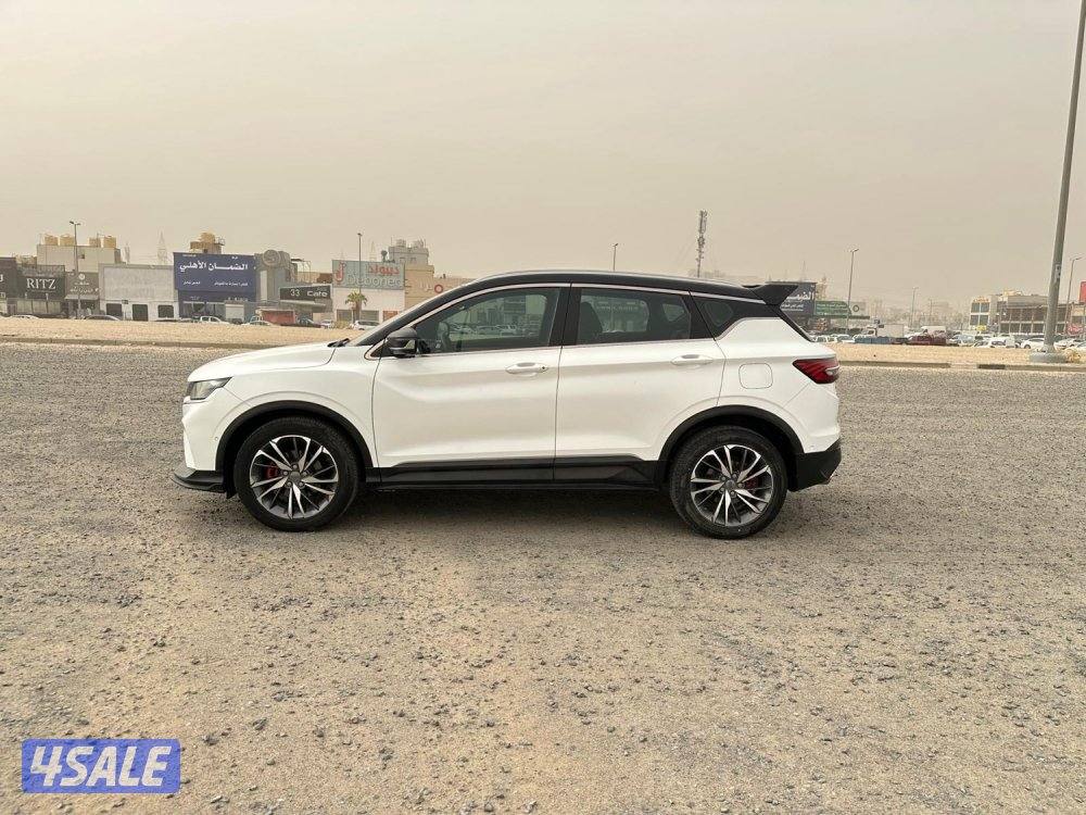 جيلي كولراي S كامل المواصفات بحالة الوكالة7