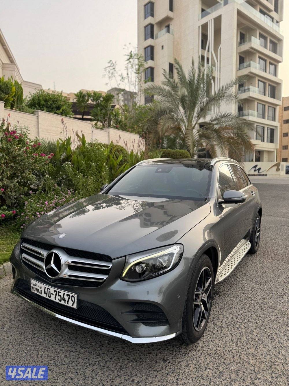 GLC 300 AMG وارد الكويت عداد ١١٢3