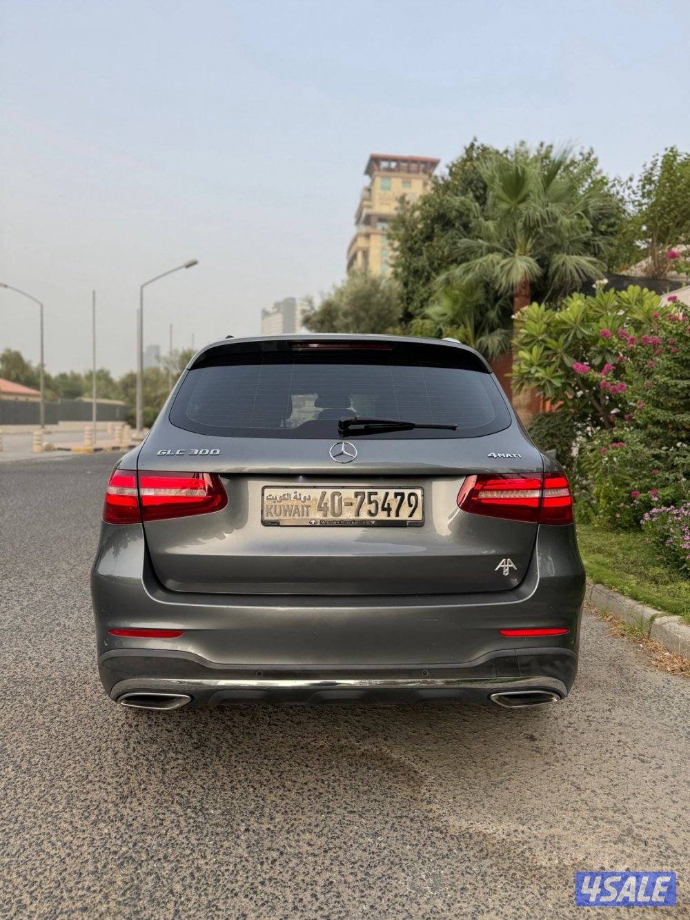 GLC 300 AMG وارد الكويت عداد ١١٢6