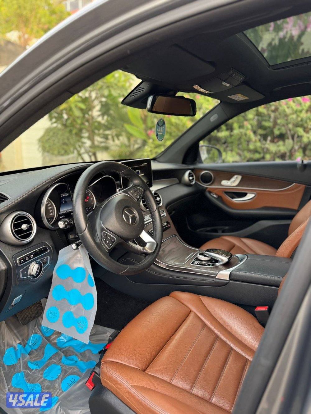 GLC 300 AMG وارد الكويت عداد ١١٢9