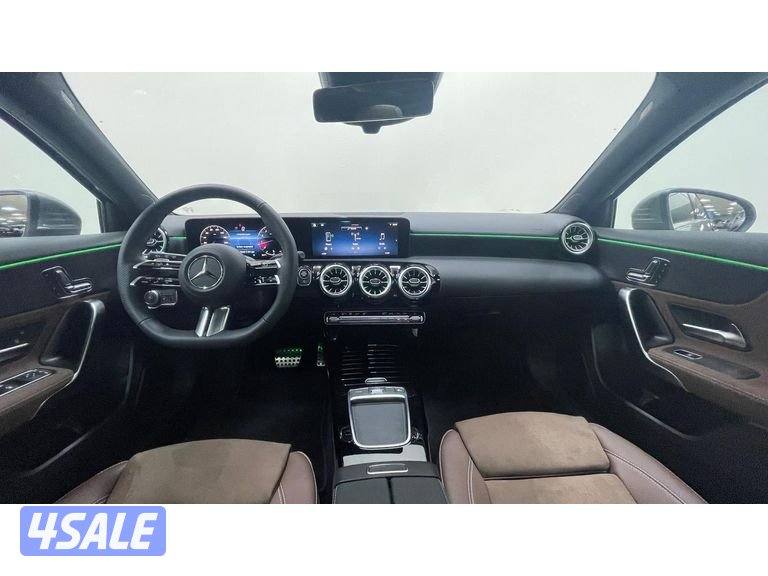 Mercedes-Benz A-Class11