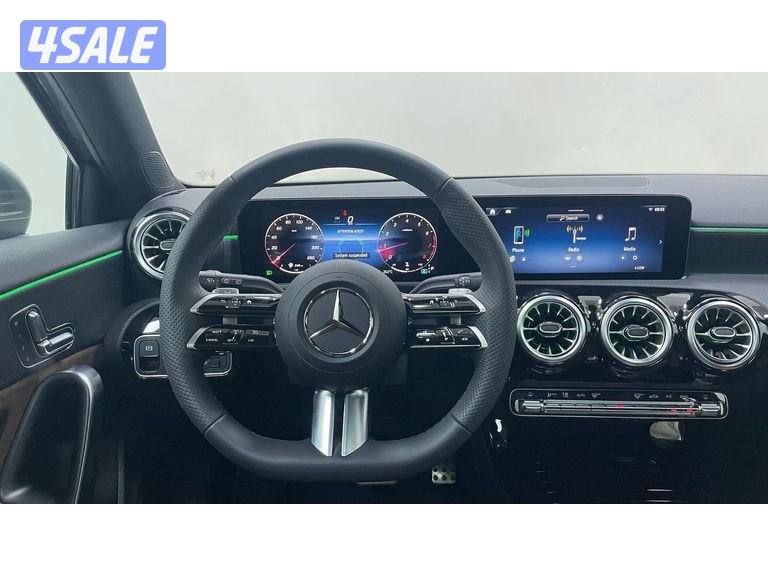 Mercedes-Benz A-Class12