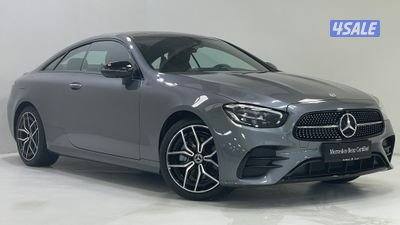 Mercedes-Benz E-Class0