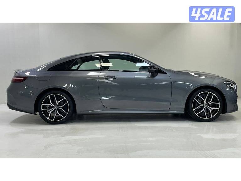 Mercedes-Benz E-Class4