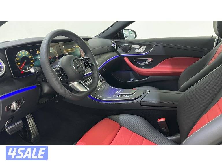 Mercedes-Benz E-Class10
