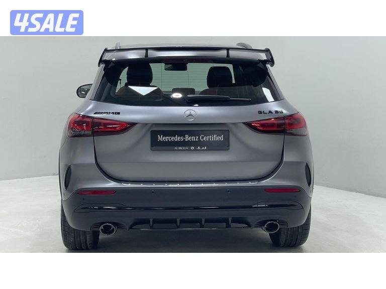 Mercedes-Benz GLA6