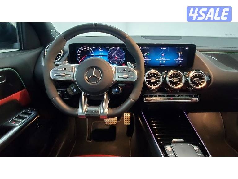 Mercedes-Benz GLA12