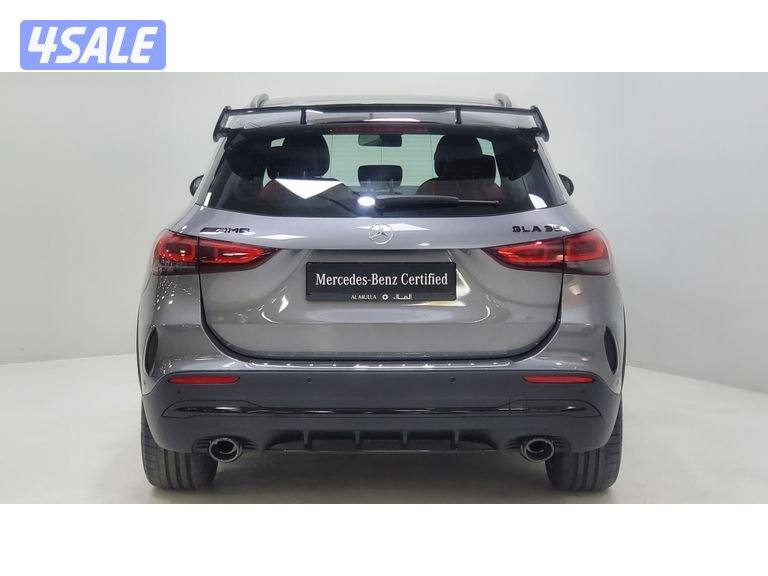 Mercedes-Benz GLA6