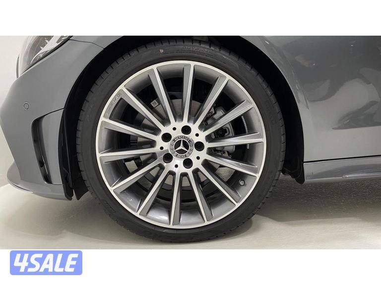 Mercedes-Benz C-Class8