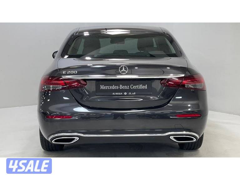 Mercedes-Benz E-Class6