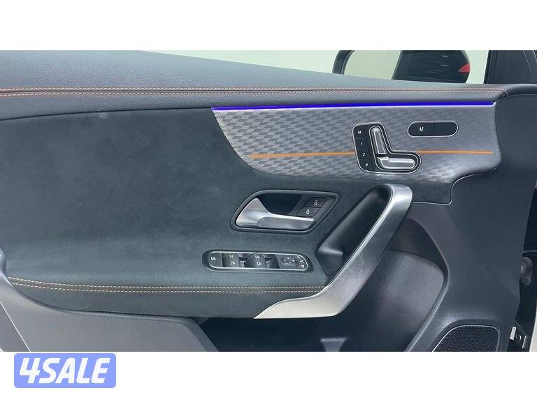 Mercedes-Benz A-Class13