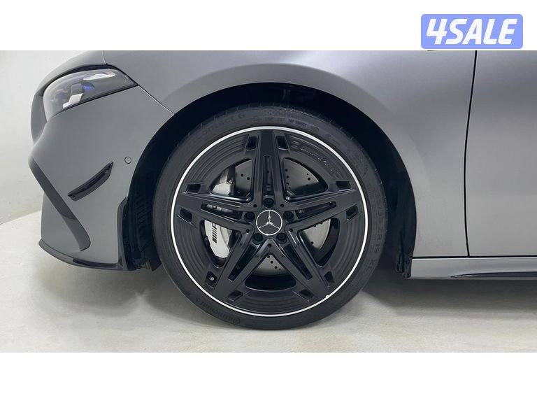 Mercedes-Benz A-Class8