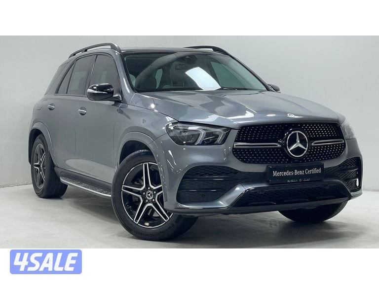 Mercedes-Benz GLE SUV1