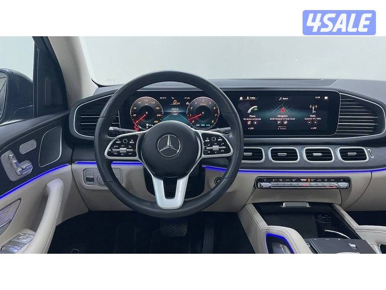 Mercedes-Benz GLE SUV12