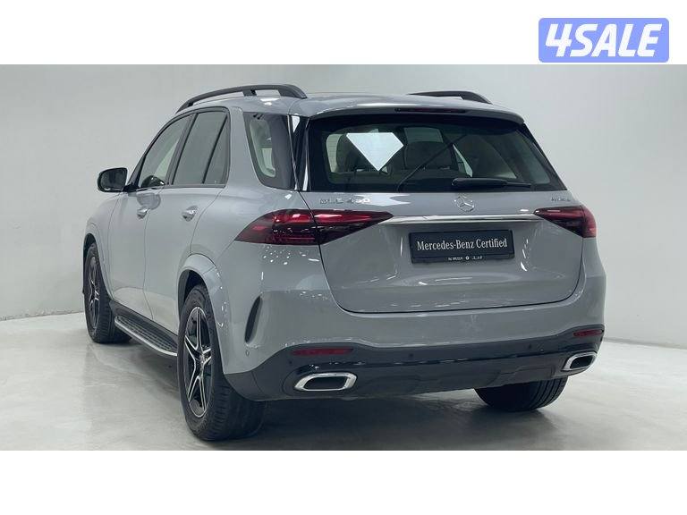 Mercedes-Benz GLE SUV4